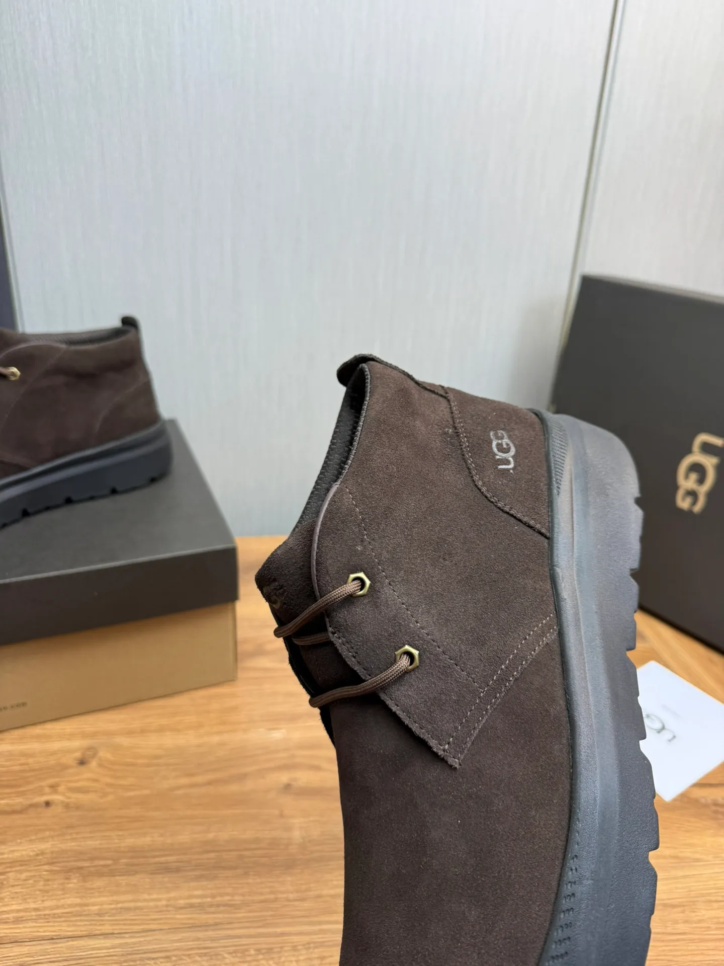 Men's shoes 💰480💰 [UGG] Hot winter warm boots 🐑Purely hand-stitched! Simple and stylish design, frosted cowhide➕Comfortable and warm wool➕UGG original outsole‼ ️Soft and comfortable to wear, good warmth retention, and excellent foot feel. Regular size 41-47